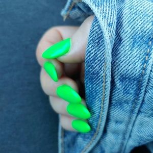 Meet your Posher, Ana